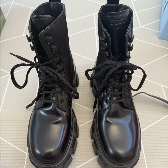 Women's Black Monolith Combat Boots - Picture 7 of 16